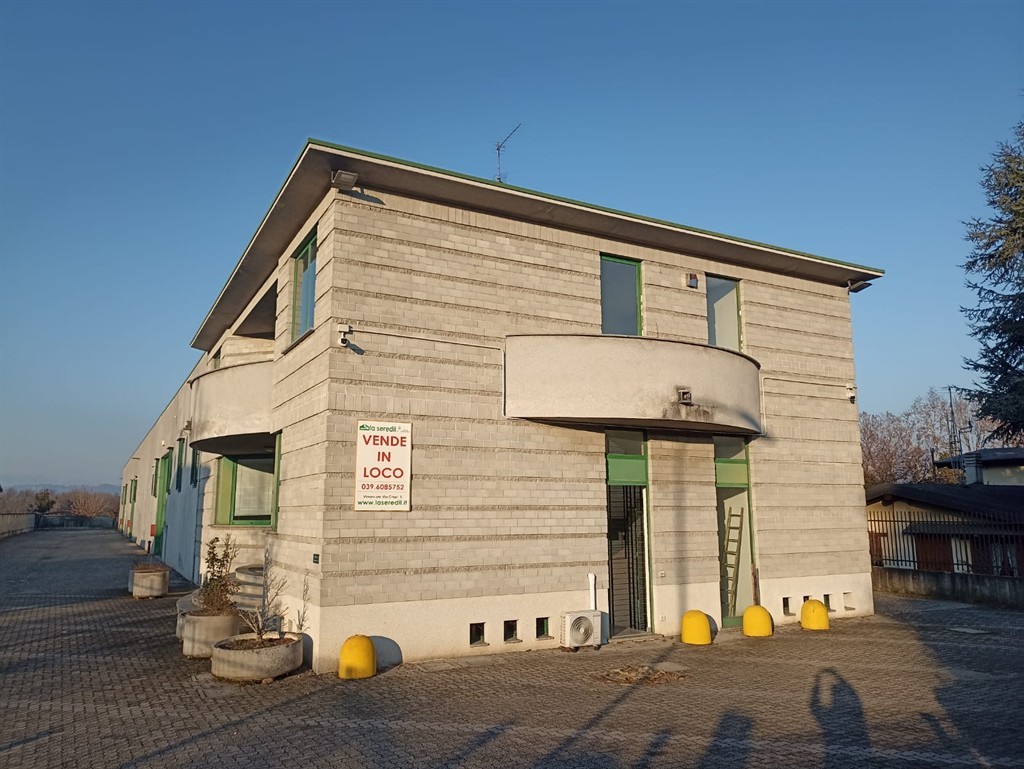 Vimercate in vendita immobile industriale